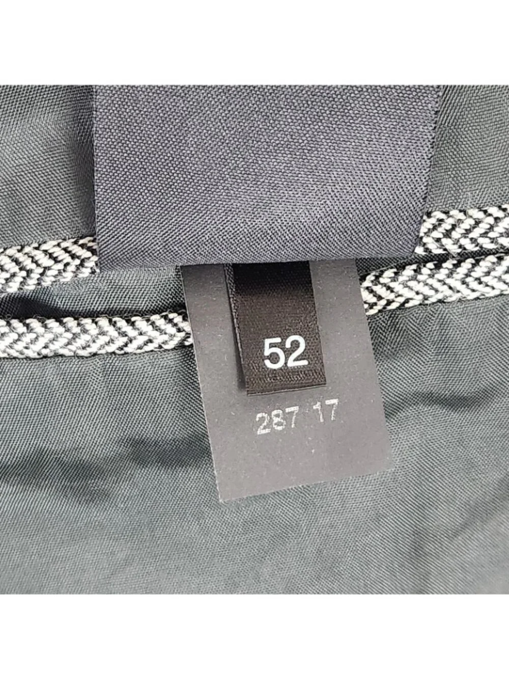 Hiltl Jacket Mens EU 52 US 42 Gray Wool Herringbone Blazer Sport Coat Two Button